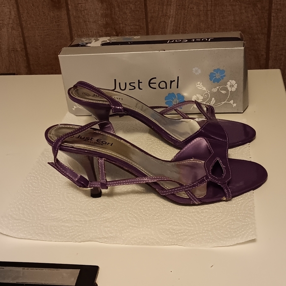 JUST EARL CLARISSA PURPLE LADIES HEELED SANDALS. SIZE 10 M. - Picture 4 of 6